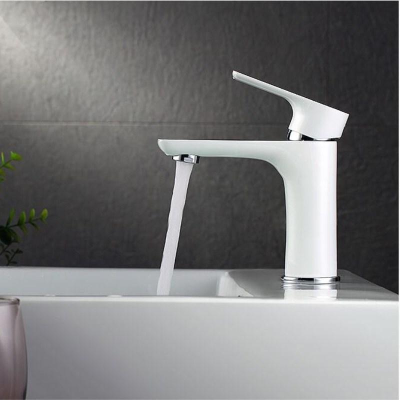 Pink Love Color Bathroom Sink Faucet hot and cold Crane Brass Basin Faucet White or black Sink Faucet Single Handle water tap