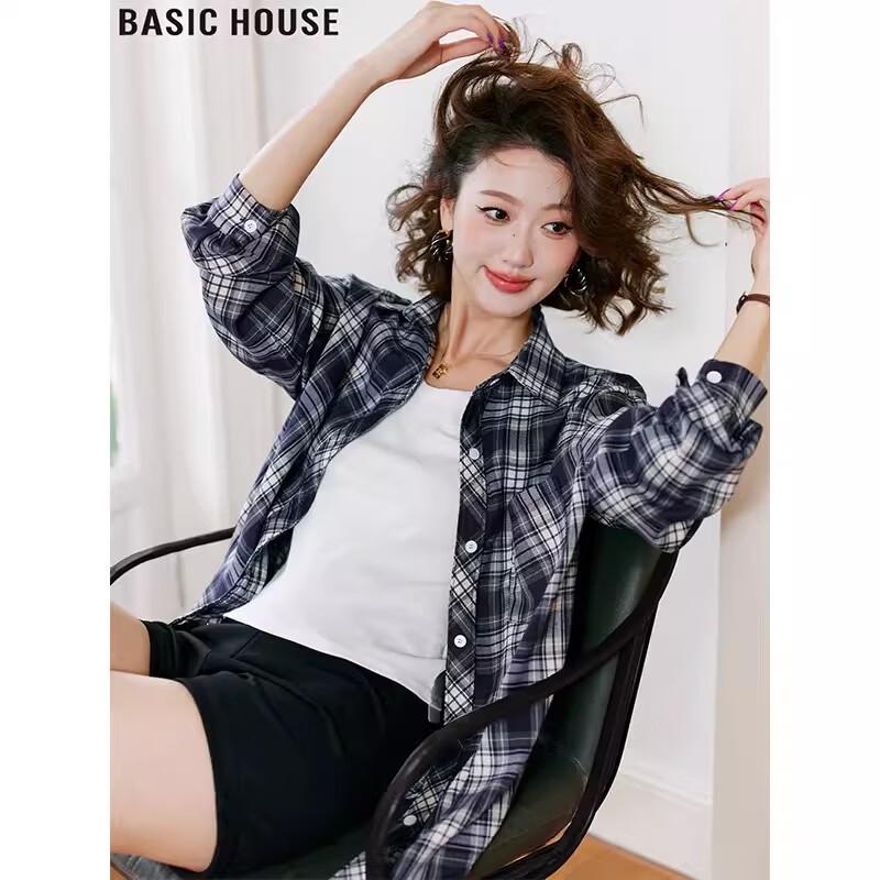Basic House Women s Relaxed Plaid Long Sleeve Shirt S