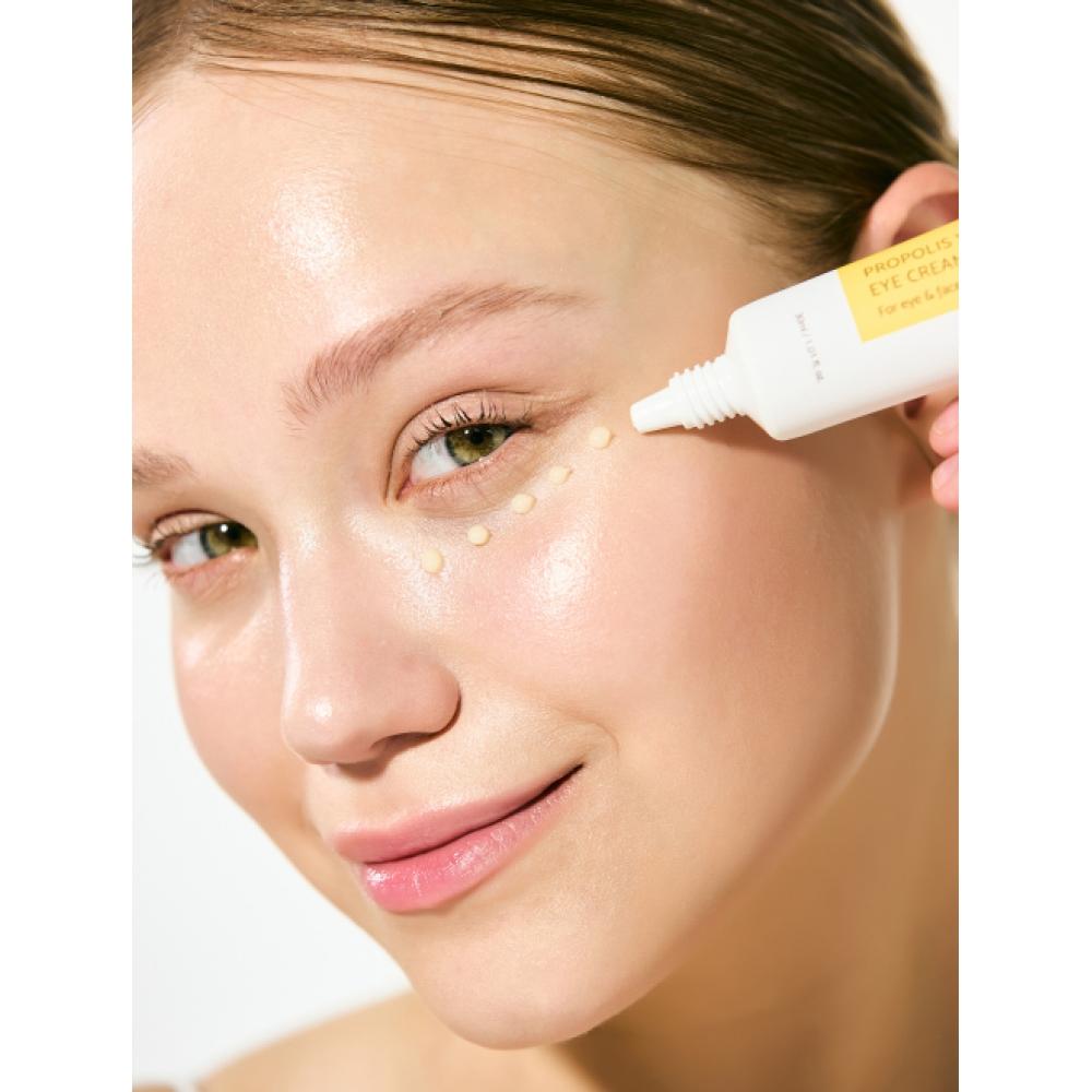 Iunik Propolis Vitamin Eye Cream 30ml