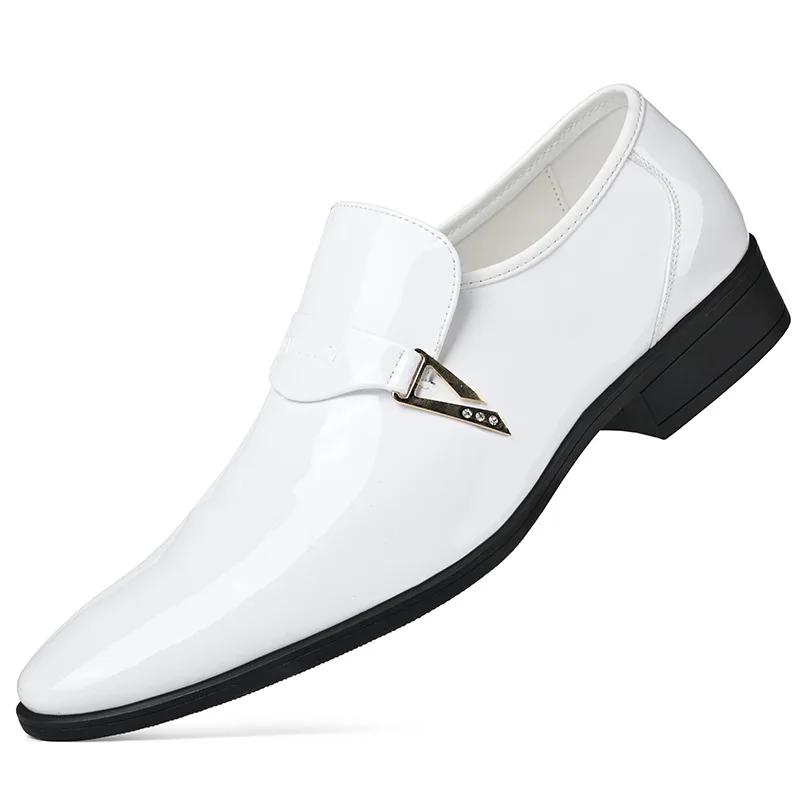 Leather Shoes for Men 2025 New Patent Leather Business Men Casual Shoes Slip on Party Dress Footwear Pointed Toe Loafers