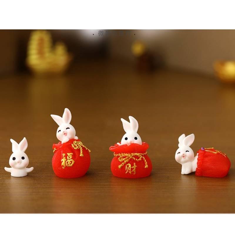 Charming Cartoon Resin Rabbit Figurine New Year Good Luck Bag For Home Decor