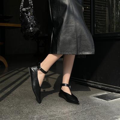 2025 Spring and Autumn New Fashion Niche Temperament Flat Heel Single Shoes French Pointed Head Shallow Mouth Word with Mary Jane