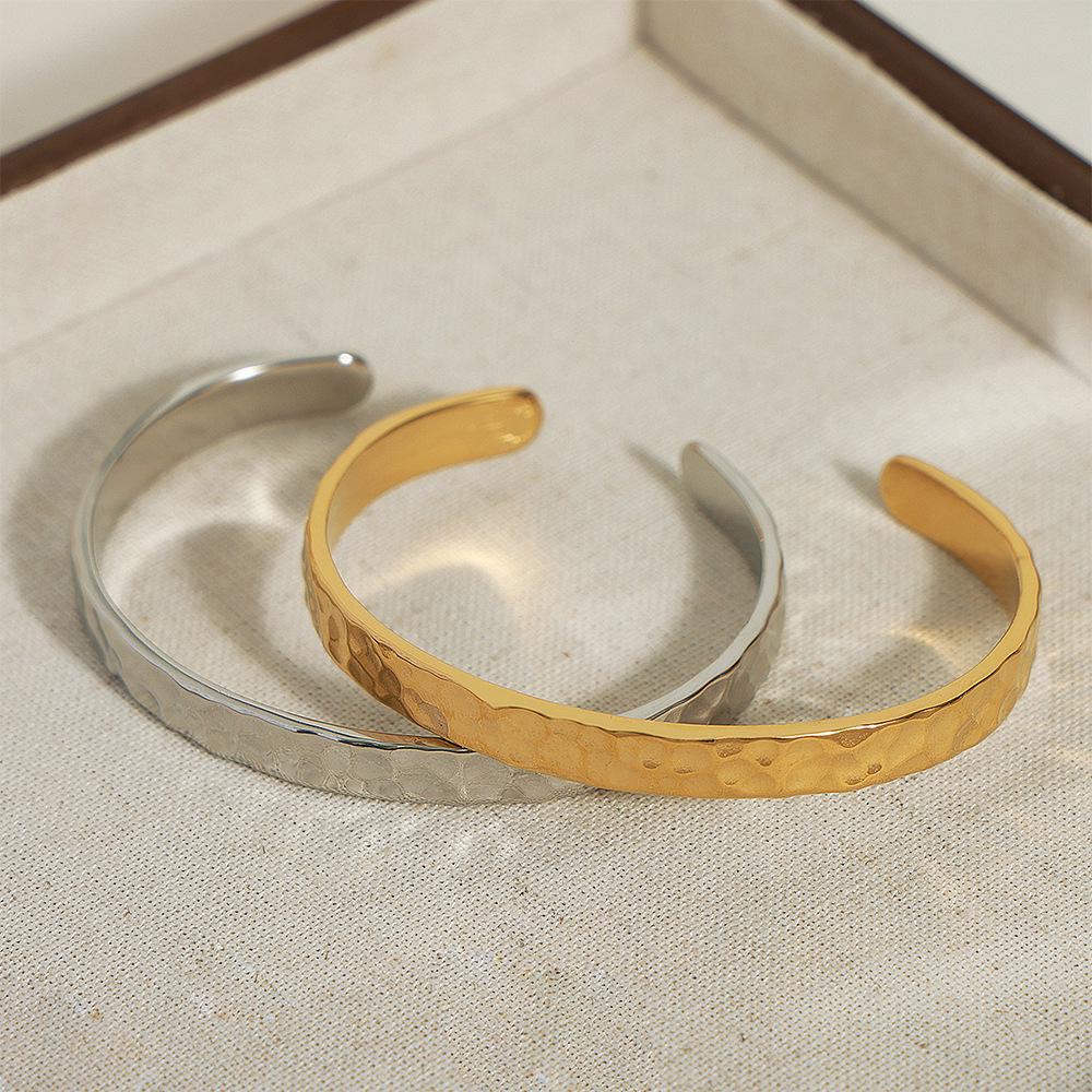 European Fashion Gold-Plated Titanium Open Cuff Bracelet Douyin Celebrity Style