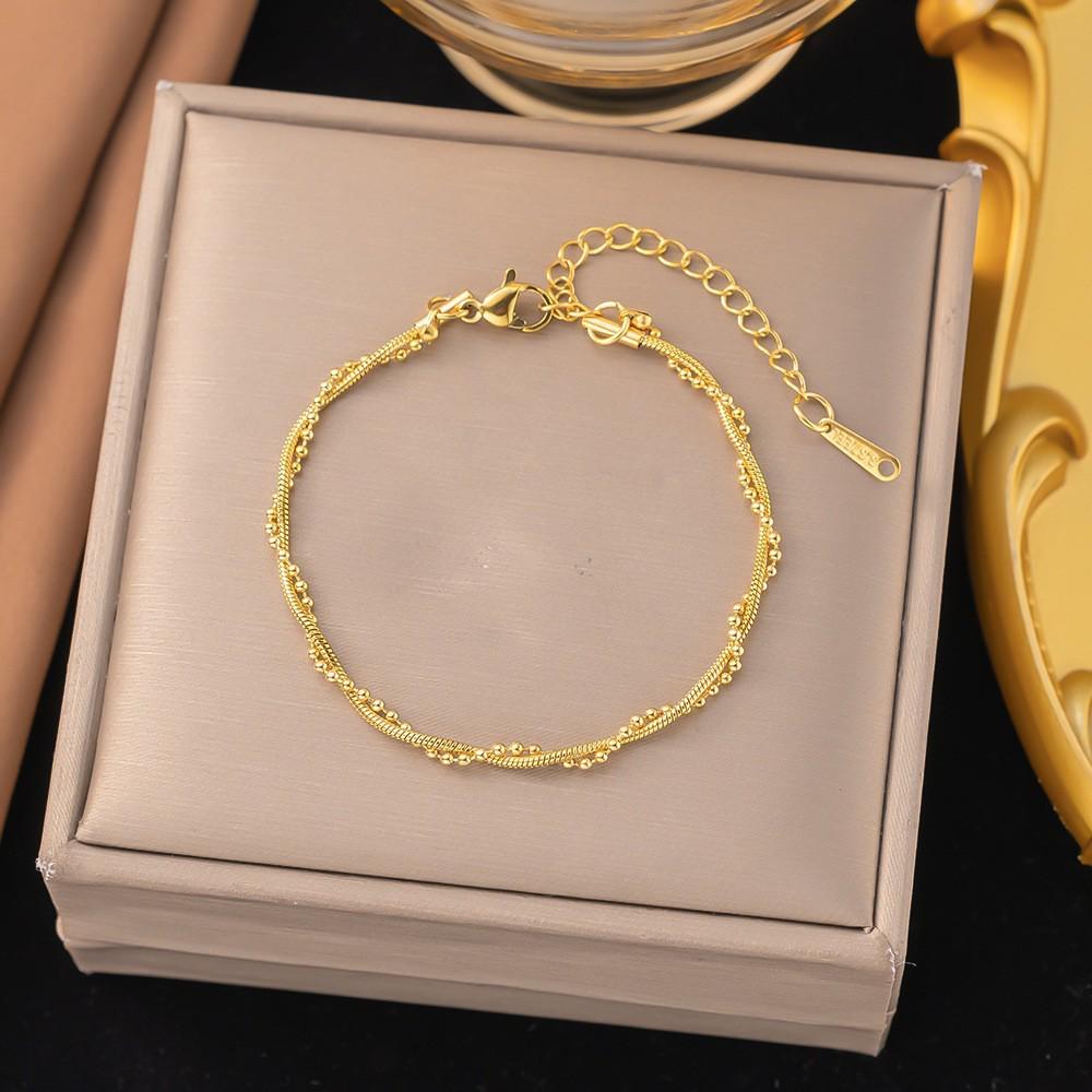 Moda Europeo-Americana Collana a Strati con Catena Piatta a Maglia Serpente a Tre Strati per Donna - Catena Clavicola con Croce in Metallo