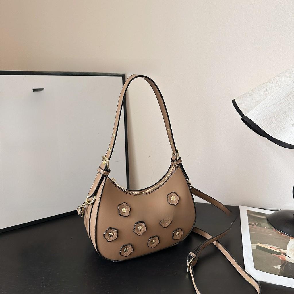 Flower Three Dimensional Trendy Small Women Bag Inner Pocket Design Zipper Bags