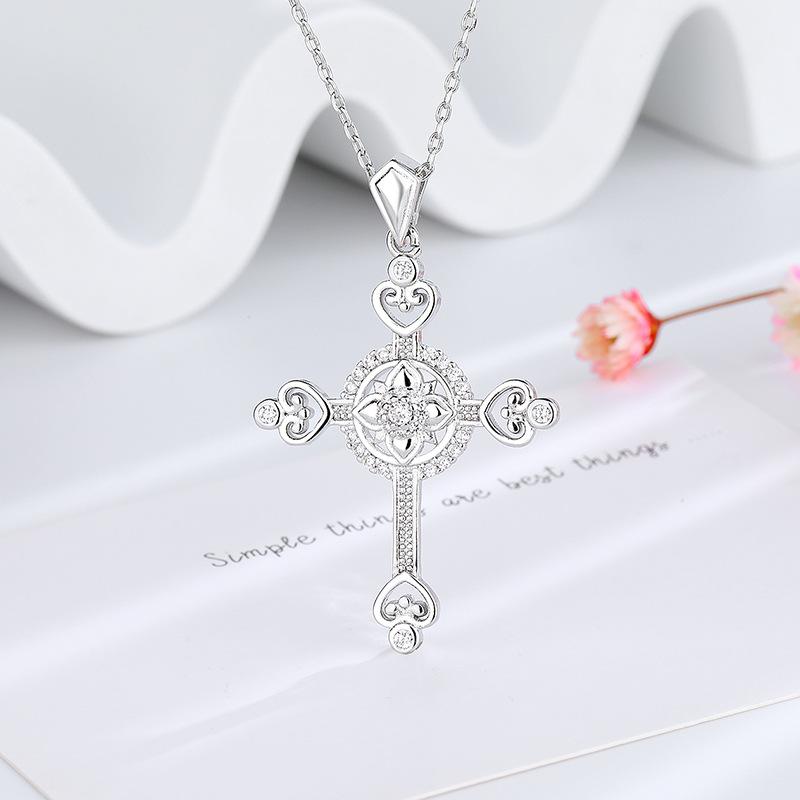 Hip Hop Vintage Love Necklace Punk Simple Sweet Cool Dark Wind Cross Necklace