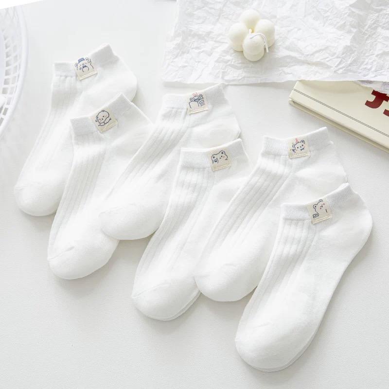 5 Paar/Los Süße Weiße Socken Mädchen Damen Niedriger Schnitt Baumwolle Einfarbige Socken Bär Gewebtes Etikett Sommer Frühling Atmungsaktiv Knöchel Kurze Socke