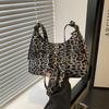 Korean Version of Fashionable Versatile Casual Shoulder Bag Women's 2025 Autumn New Temperament Texture Leopard Print Armpit Bag