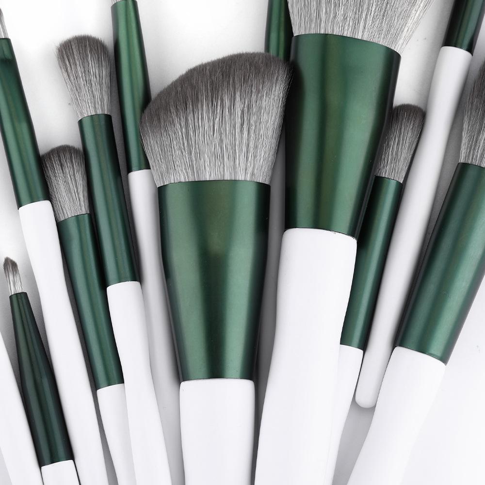 12 Green Cloud Makeup Brush Set Suitable for Beginners Easy To Apply Makeup Loose Powder Brush Foundation Brush Opposite Handle Beauty Tool