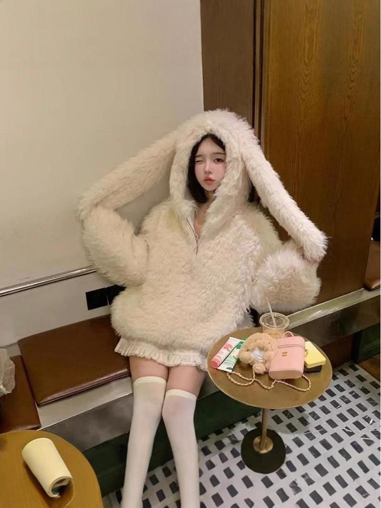 Women's Faux Lamb Wool Fur Coat with Rabbit Ears - Eco-Friendly, Cute, Loose, Thickened, Autumn/Winter 2025 Collection