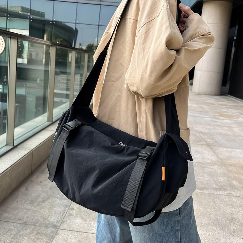 Crossbody-Stoff-Nylon-Taschen für Freizeitsport  hohe Kapazität  vielseitig und praktisch  Einzelschultertasche