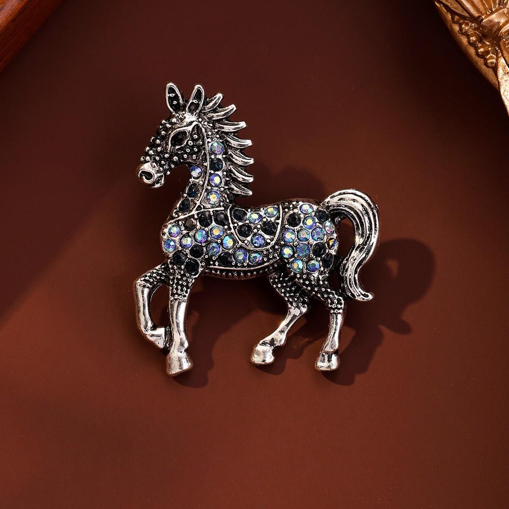 Luxury Enamel Pegasus Brooch: Mythical Horse Pin for Men