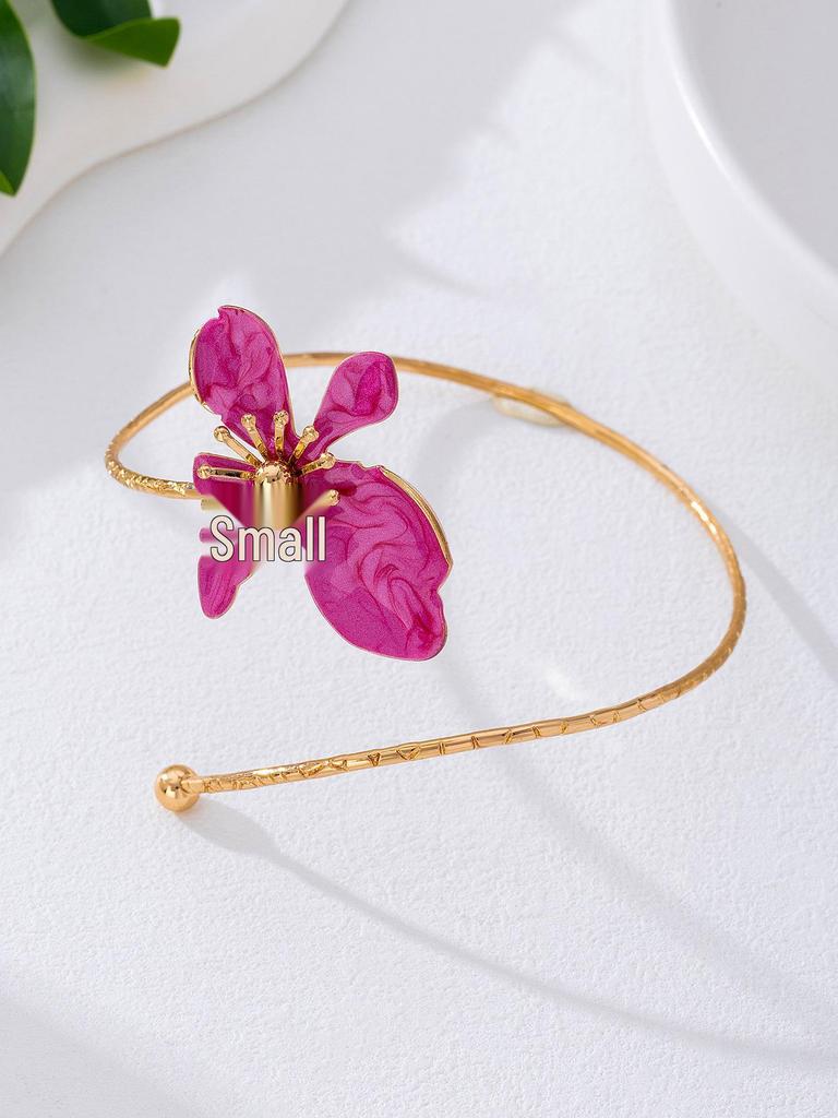 Elegant Gold Enamel Floral Open Armlet Bracelet for Women