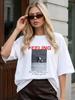 Übergroßes T-Shirt mit langem Print