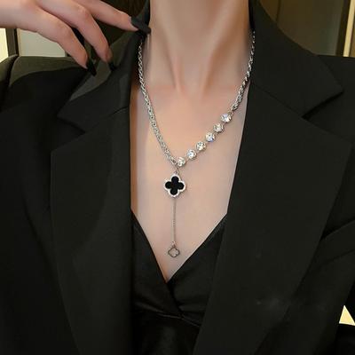 Zirconium Cross Pendant Ladies Necklace Asymmetrical Design Clavicle Chain Necklace