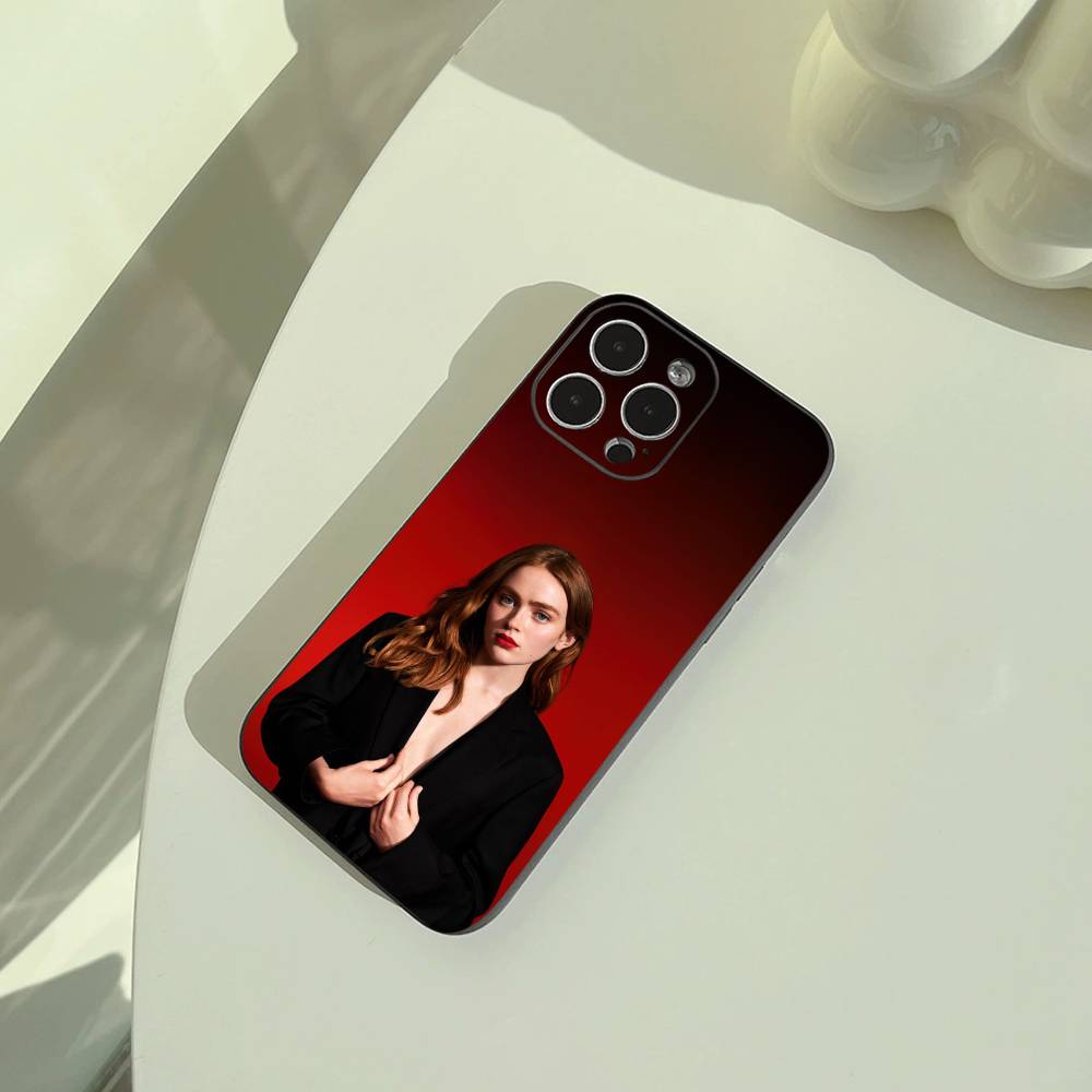 Actress-Sadie Sink Phone Case For iPhone 17,16,15,14,13,12,11 Pro Max,16Plus,XS Soft Black Cover