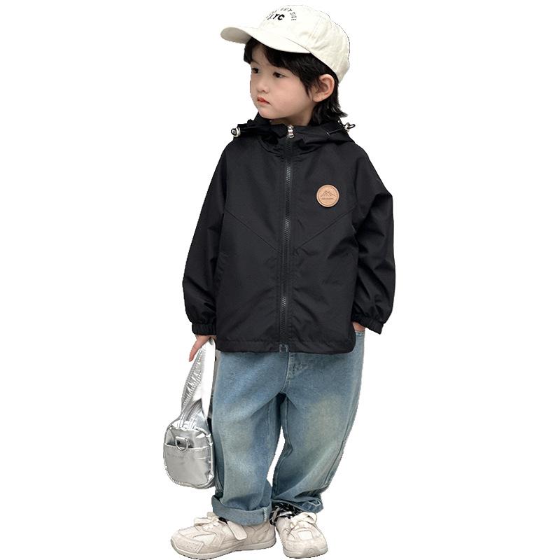 Herbst 2025 Kapuzenjacke: Trendiger Windbreaker für Jungen, kleine und mittlere Größen, lässige Oberbekleidung