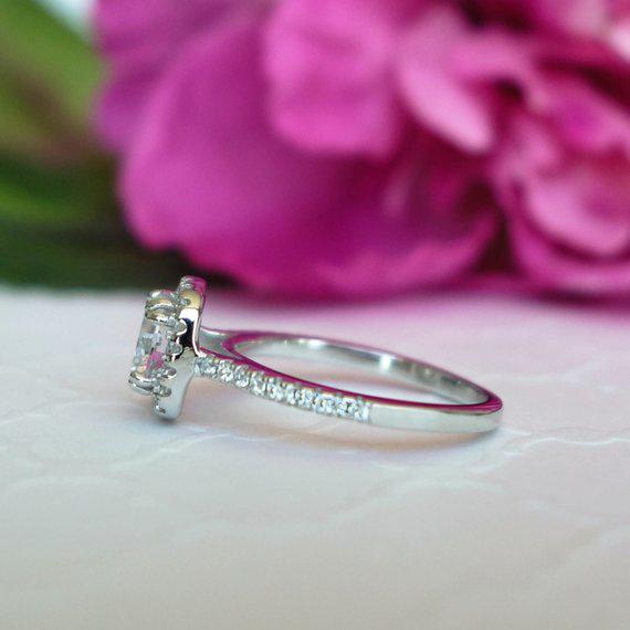 Elegance Collection: Women's Classic Gold-Plated Zircon Ring