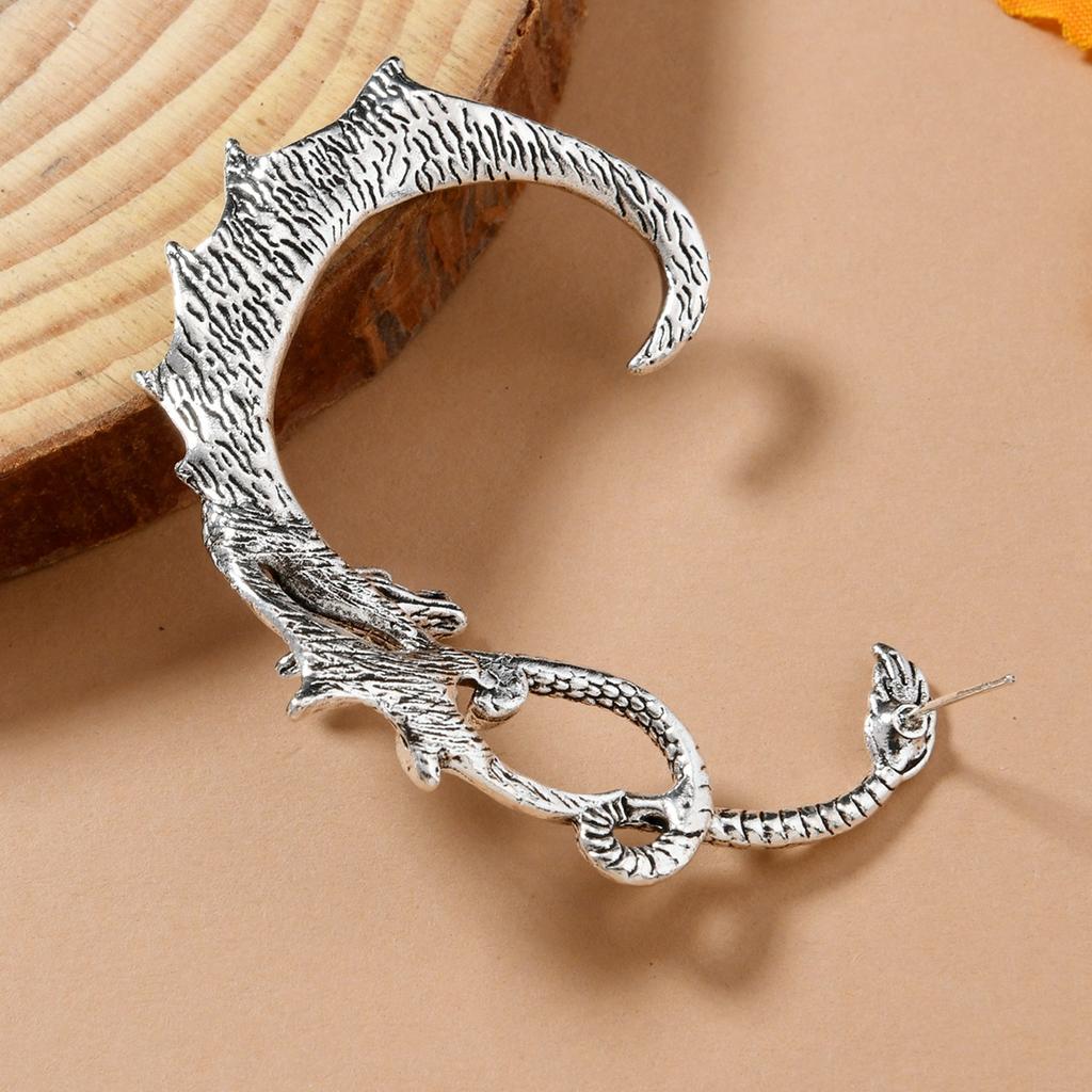Retro Alloy Earrings Exaggerated Punk Style Three-Dimensional Flying Dragon Ear Hanging Men And Women Can Wear Earrings