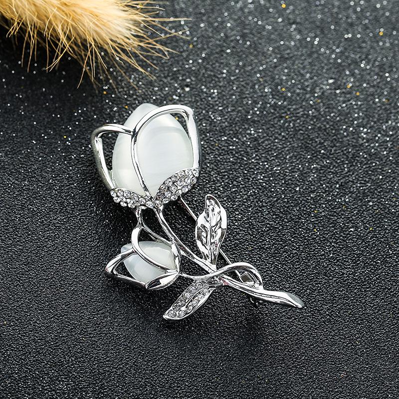 Atmospheric Tulip Brooch High-End Femininity Anti-Light Pin Niche High-End Corsage Suit Accessories