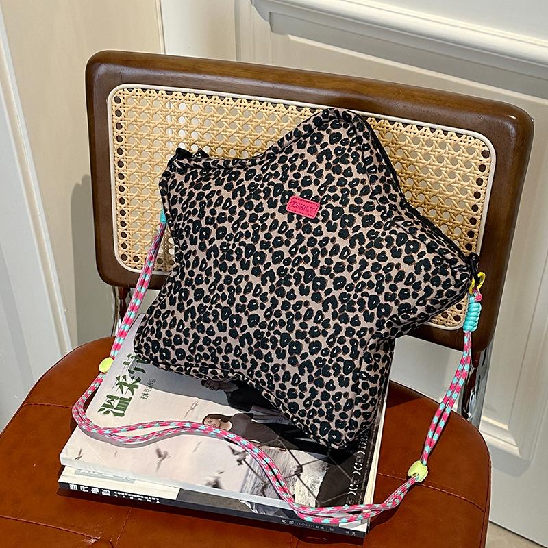 Personalized star backpack spring new fashion leopard print shoulder bag women's large-capacity messenger bag