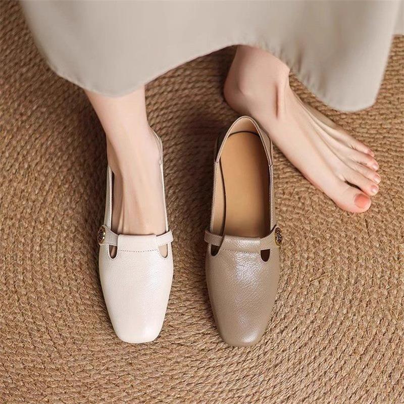2025 spring and autumn new retro small leather shoes thick heel camellia single shoes soft leather soft sole shallow mouth loafers women