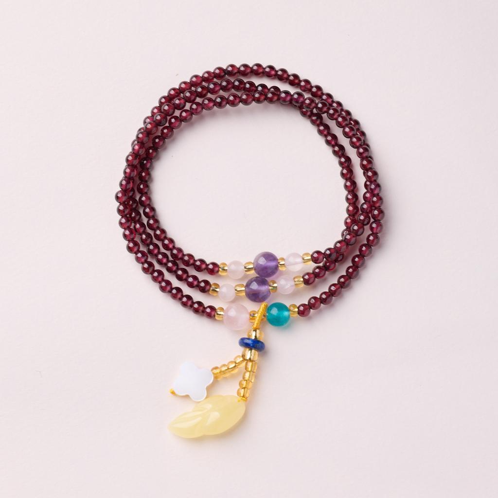 Natural Three-ring Garnet Bracelet for Women, Crystal Hetian Jade Bracelet, Gift, Light Luxury, Niche, Simple and Versatile Jewelry