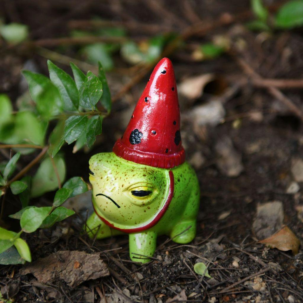 Animal Garden Statue With Resin Material Perfect For Outdoor Decor And Giftgiving
