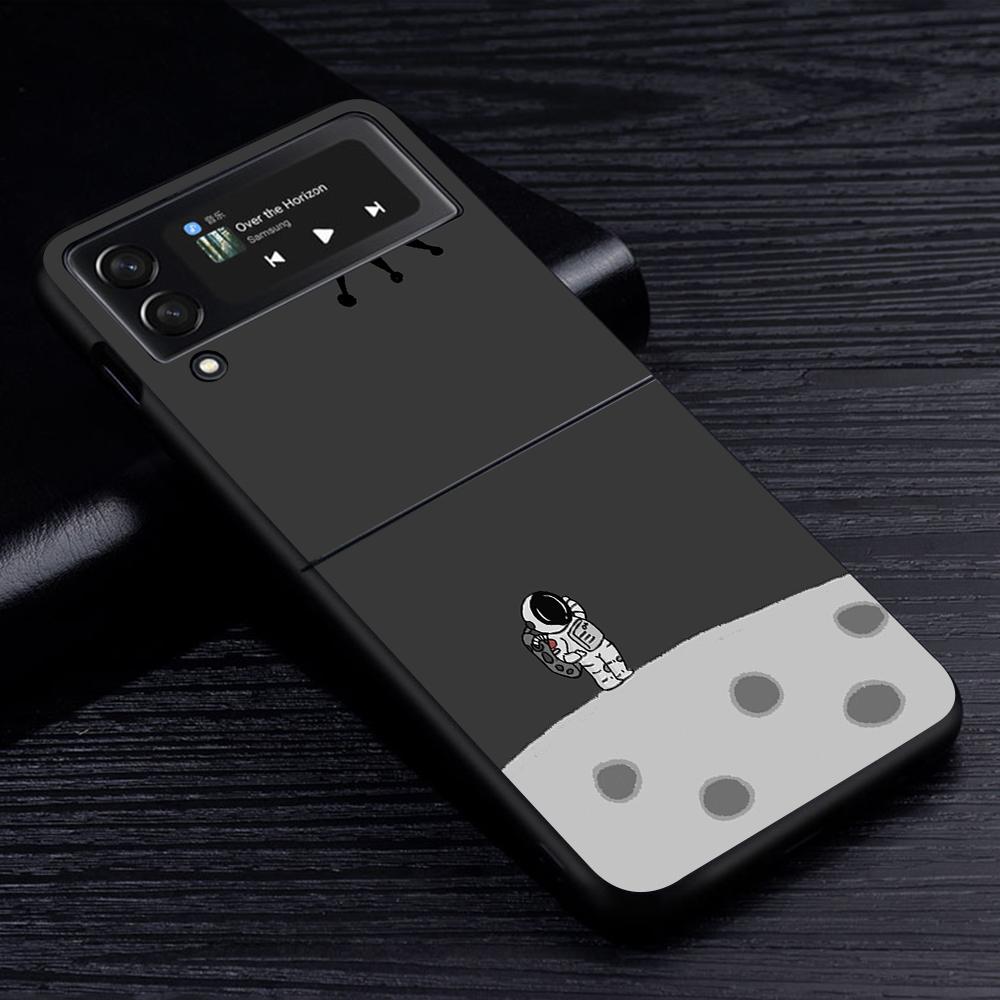 

Чехол для мобильного телефона «Астронавт» для Samsung Galaxy Z Flip4 Flip3 5G, черный чехол Z Flip 4 3, роскошный жесткий чехол из ПК Zflip3 Funda Capa Samsung Z Flip4 5G