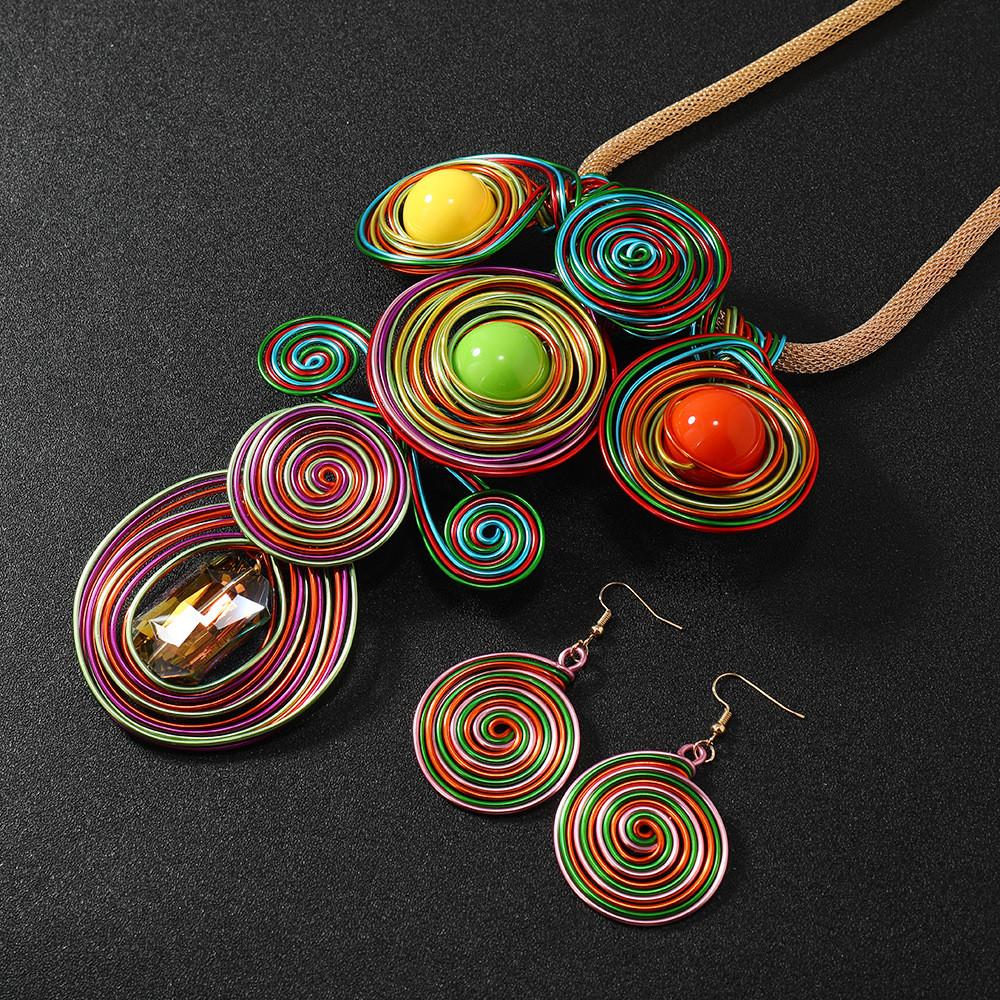 Set Jewelry Stylish With Crystals And Natureinspired Flower Motifs For Men And Women