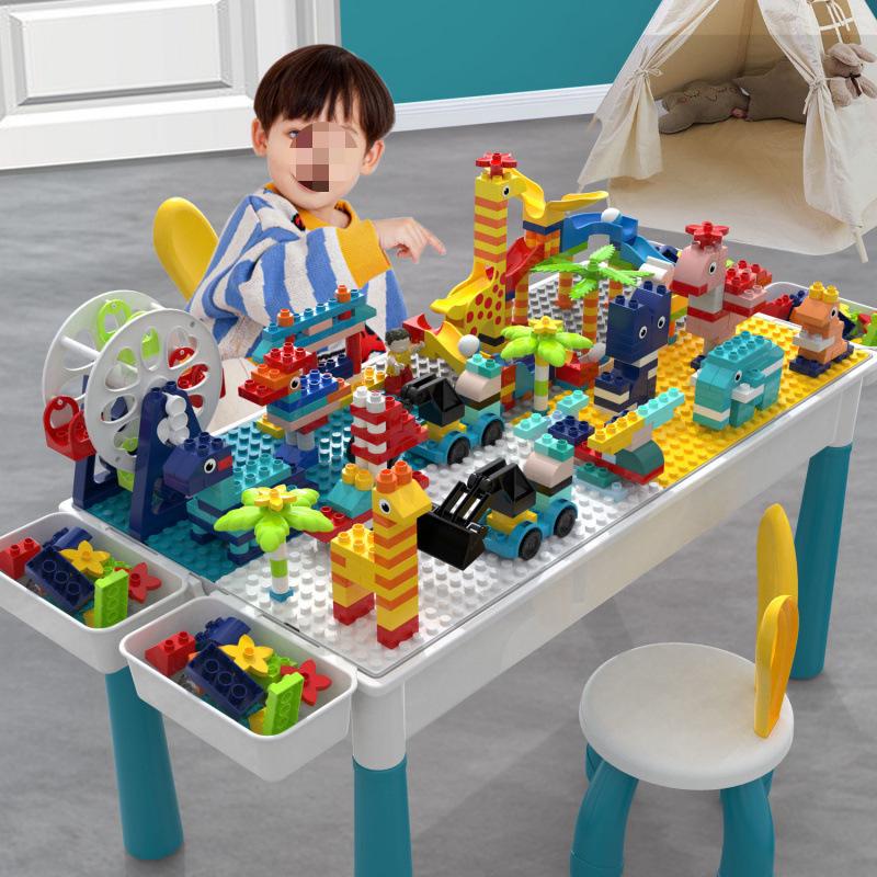 Large Particle Multifunctional Building Blocks Table for Early Education Games