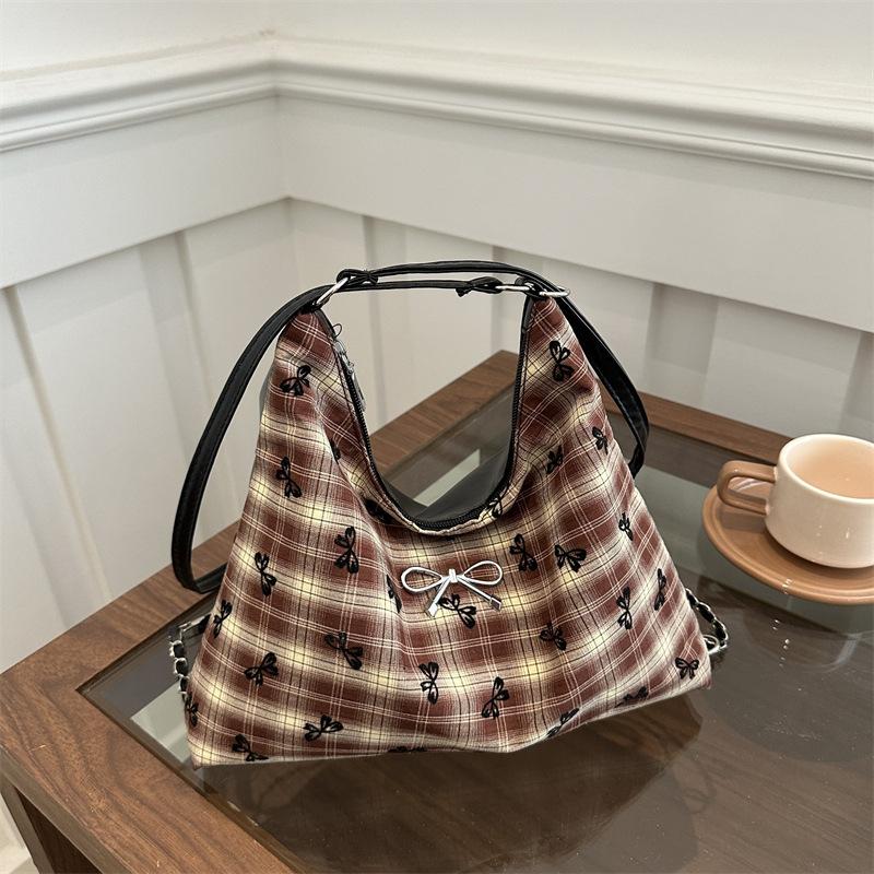 Korean version of foreign style plaid chain casual shoulder bag 2025 autumn and winter new bow messenger tote bag backpack