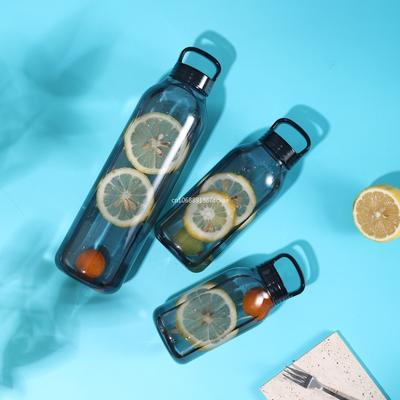Elegante auslaufsichere Wasserflasche Bleiben Sie täglich hydriert Leicht und tragbar für Fitness und Outdoor-Abenteuer 350ml/500ml/900ml