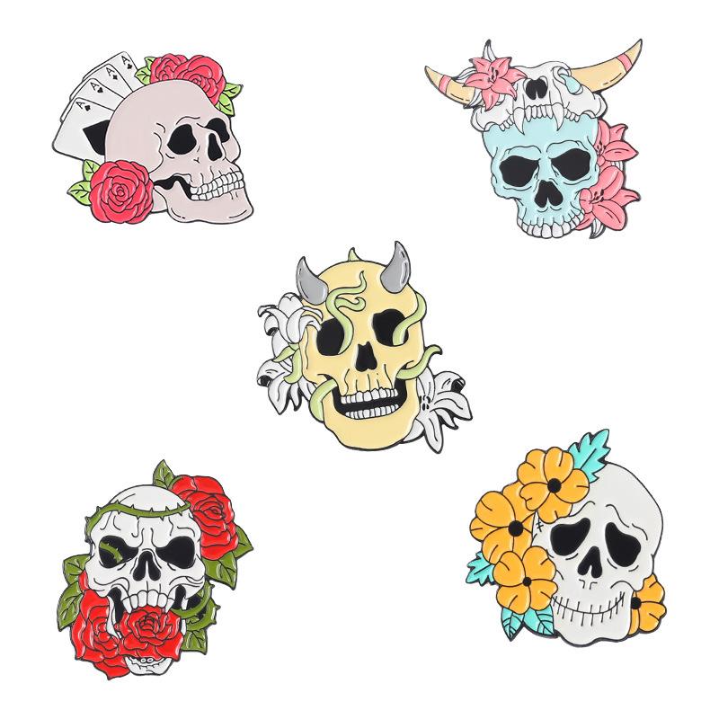 Gold Striking Plated Punk Skull Brooch Featuring Beautiful Rose Design For Distinctive Fashion Appeal