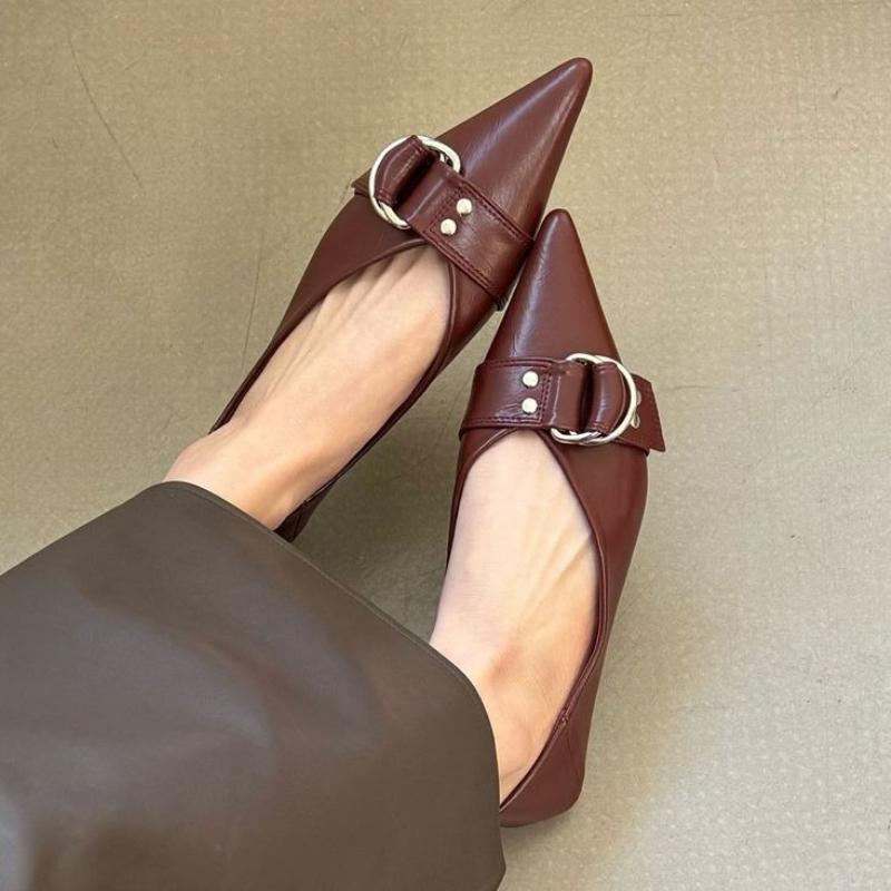 Luxury Metal Rivet Buckle Decoration Brand Loafers Women Fashion Pointed Toe Shallow Low Heel Pumps Outdoor Commuter Office Shoe