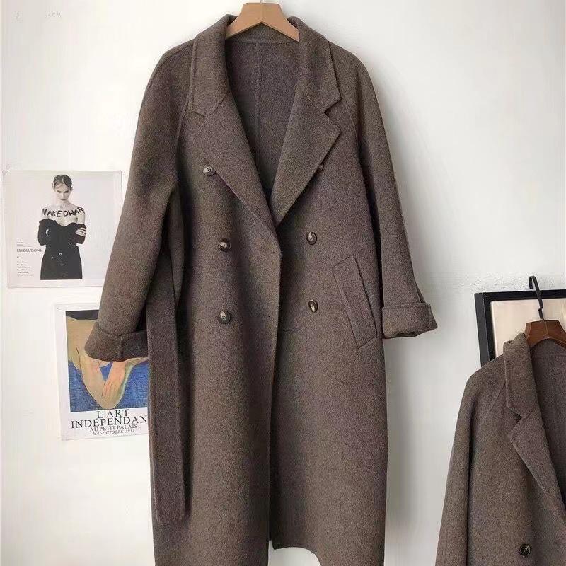 Women's Hepburn Style Woolen Coat - Mid-Length, Petite, Loose Fit for Autumn/Winter 2025