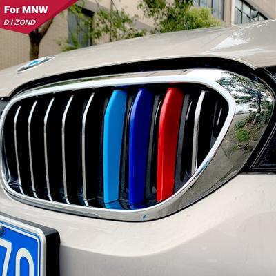 3 STÜCKE Auto Frontgrill Dreifarbige Grill Dekorleiste Schnallenart Netzstreifen Abdeckung Zubehör Für BMW 5er 2018 202