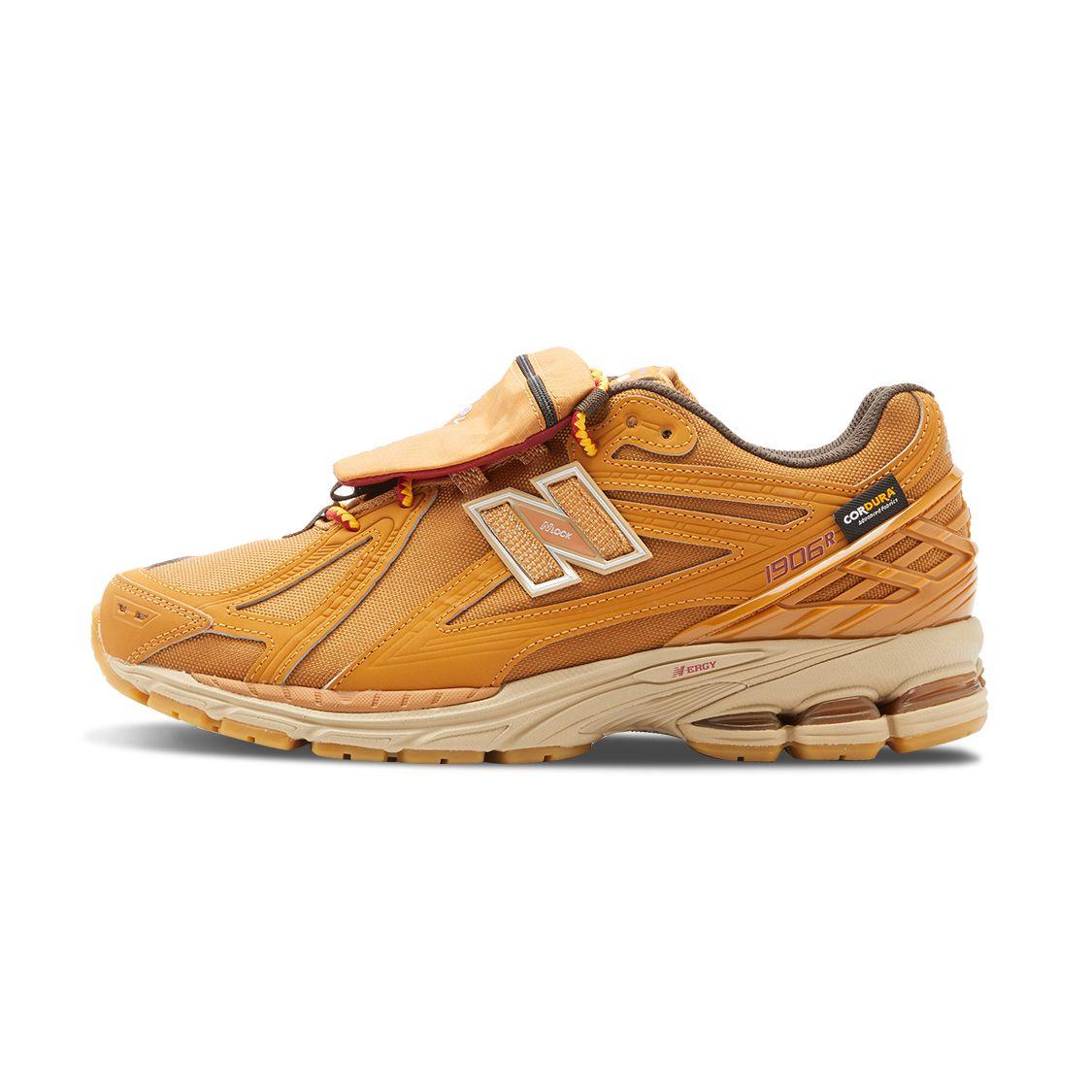 

New Balance 1906R Cordura Pouch - Винтажные кроссовки унисекс из пшеницы Тан-оранжево-коричневый M1906ROB 40