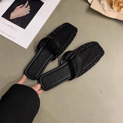 Moda Lato Kobiety Kapcie Seksowne Siatkowe Muły Domowe Domowe Slajdy Kwadratowe Toe Damskie Płaskie Buty Outdoorowe Chodaki Plażowe Sandały Klapki
