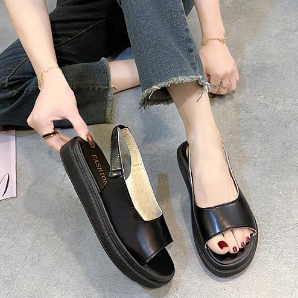 2023 New Large Solid Color Women's Sandals Thick and Low Vintage Elastic Belt Round Toe Flat Bottom Sponge Shoes