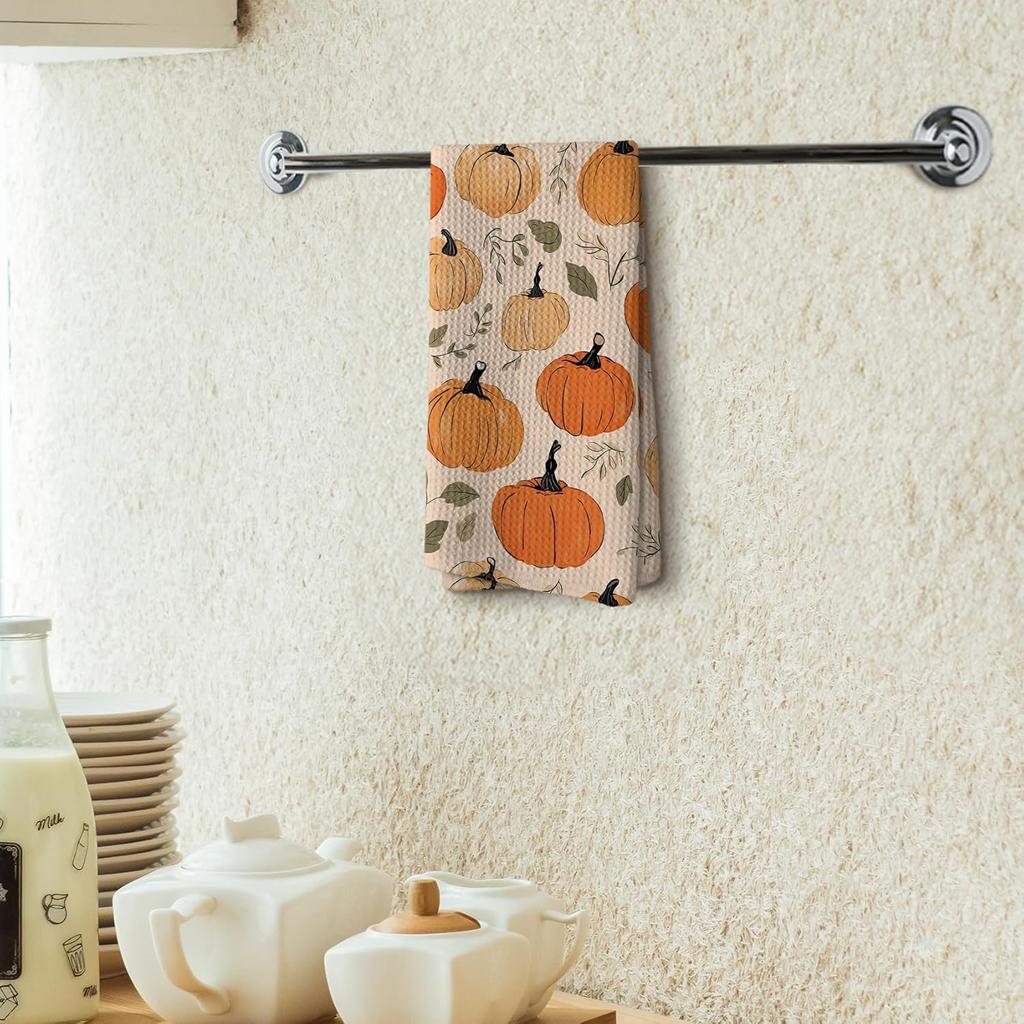TNUW Vintage Fall Pumpkin Hand Towels, 16x24In, Thanksgiving & Harvest Decor, Botanical Pattern for Farmhouse Kitchen & Bathroom