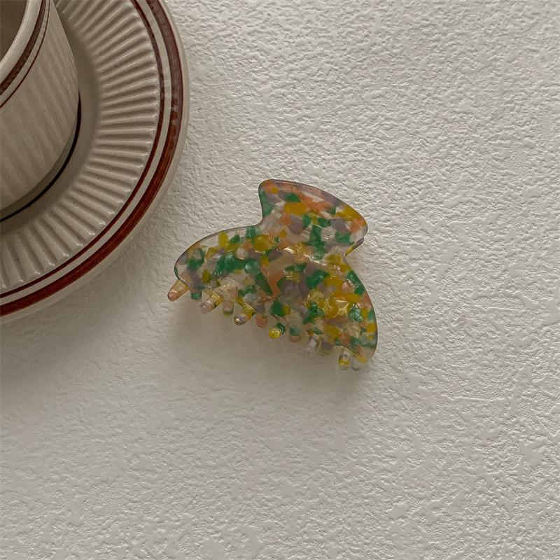 Korean Imitation Acetate High-End Shark Hair Clip - Elegant Hair Accessory for Stylish Looks