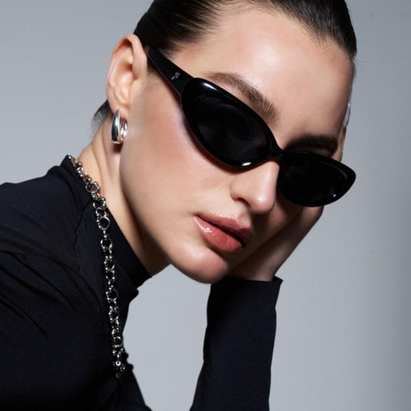 

RECLOW OWEN SUNGLASS BLACK FREE