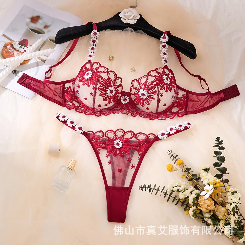 Z Sexy Underwear Set Ultra-thin Perspective Flower Embroidery Three-point Sexy Underwear Spot