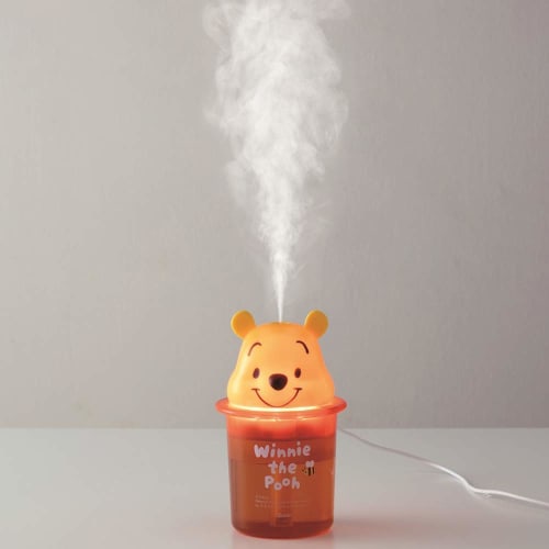 Skater Humidifier Ultrasonic USB Powered Glowing Tabletop Die Cut Mist Winnie the Pooh Disney TST1D