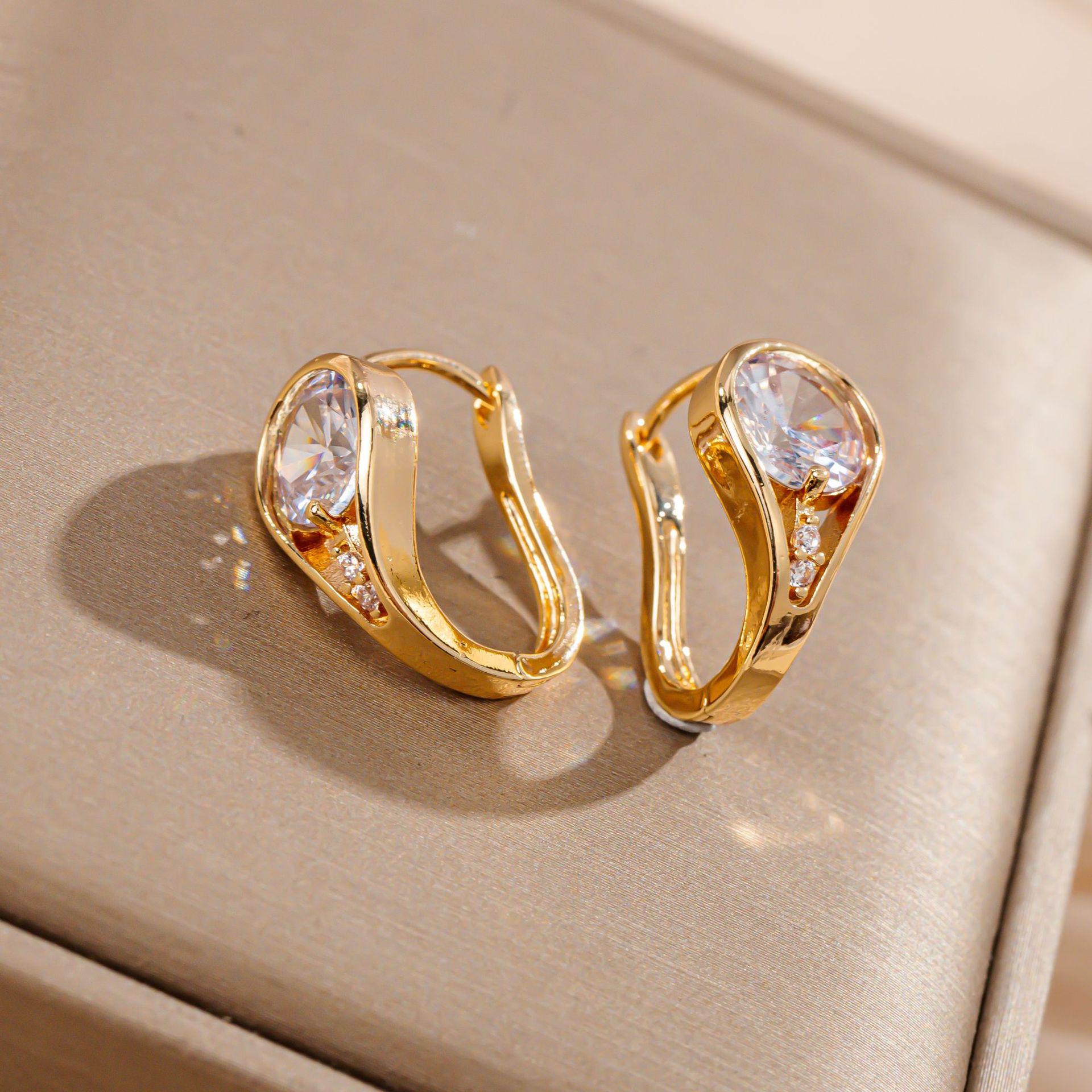 Korean Style Women s Large Round Diamond Earrings - Simple, Cool, and Fashionable Temperament Design.