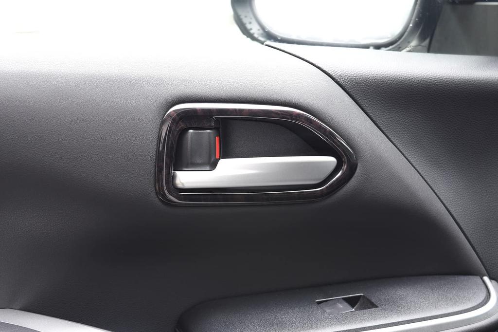 SecondStage Toyota Noah Voxy 90 Series NOAH VOXY Front Door Bezel Panel Black Wood Grain II T672KW2