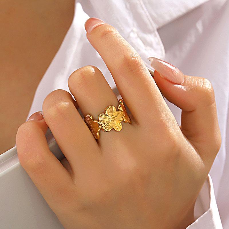 Stainless Steel Flower Adjustable Opening Rings Golden Plated Waterproof Finger Jewelry For Women Wedding Exquisite Gifts
