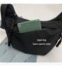 Vielseitige Knödeltasche für Damen: Einfarbige Nylon-Umhängetasche 2026 Edition