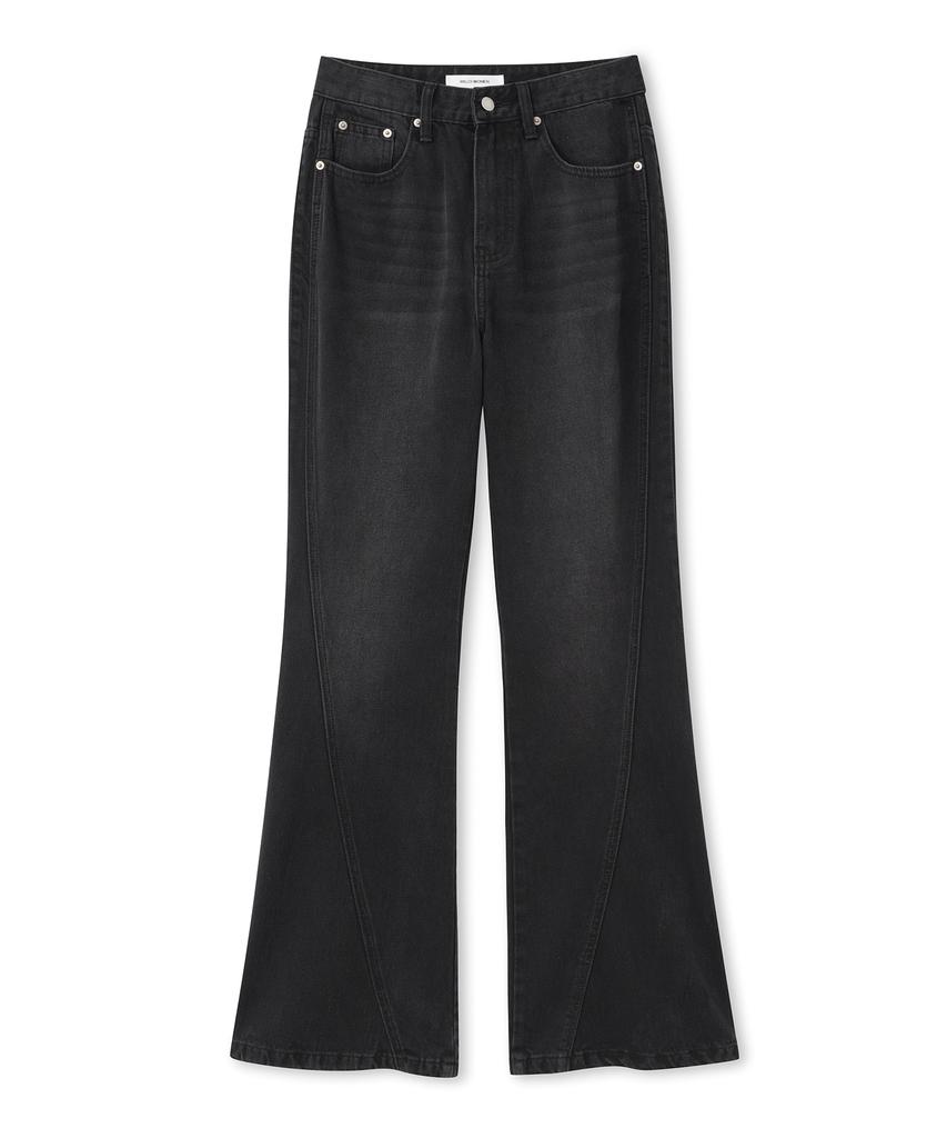MILLO WOMEN Curved Flare Jeans [Black]